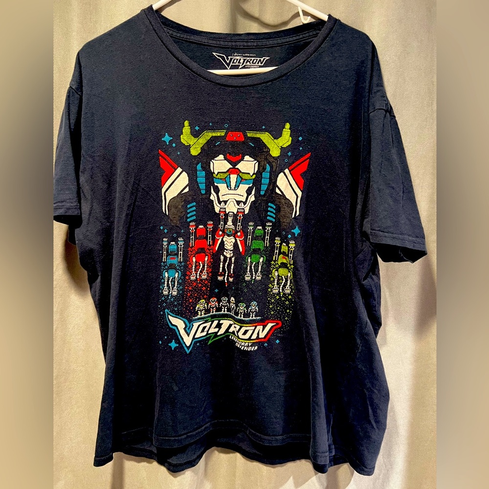 XL Defender of the Universe Tee - Voltron Assemble, Space Epic Graphic
